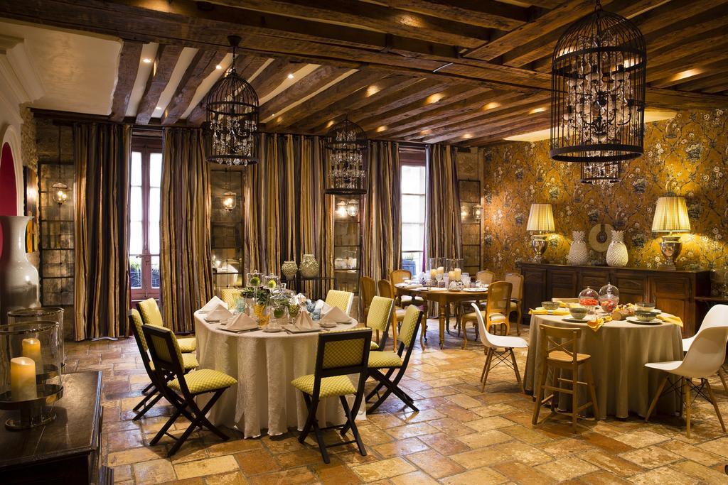 Hotel De France Angerville  Exteriör bild